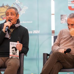 La Valigia dell'Attore XXI Edizione - II Atto - 8 dicembre 2024, Mercato Civico, La Maddalena - presentazione delle riedizioni e delle nuove pubblicazioni di libri e riviste 2024 su Volonté - Foto ©Nanni Angeli